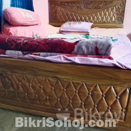 কাঠের খাট